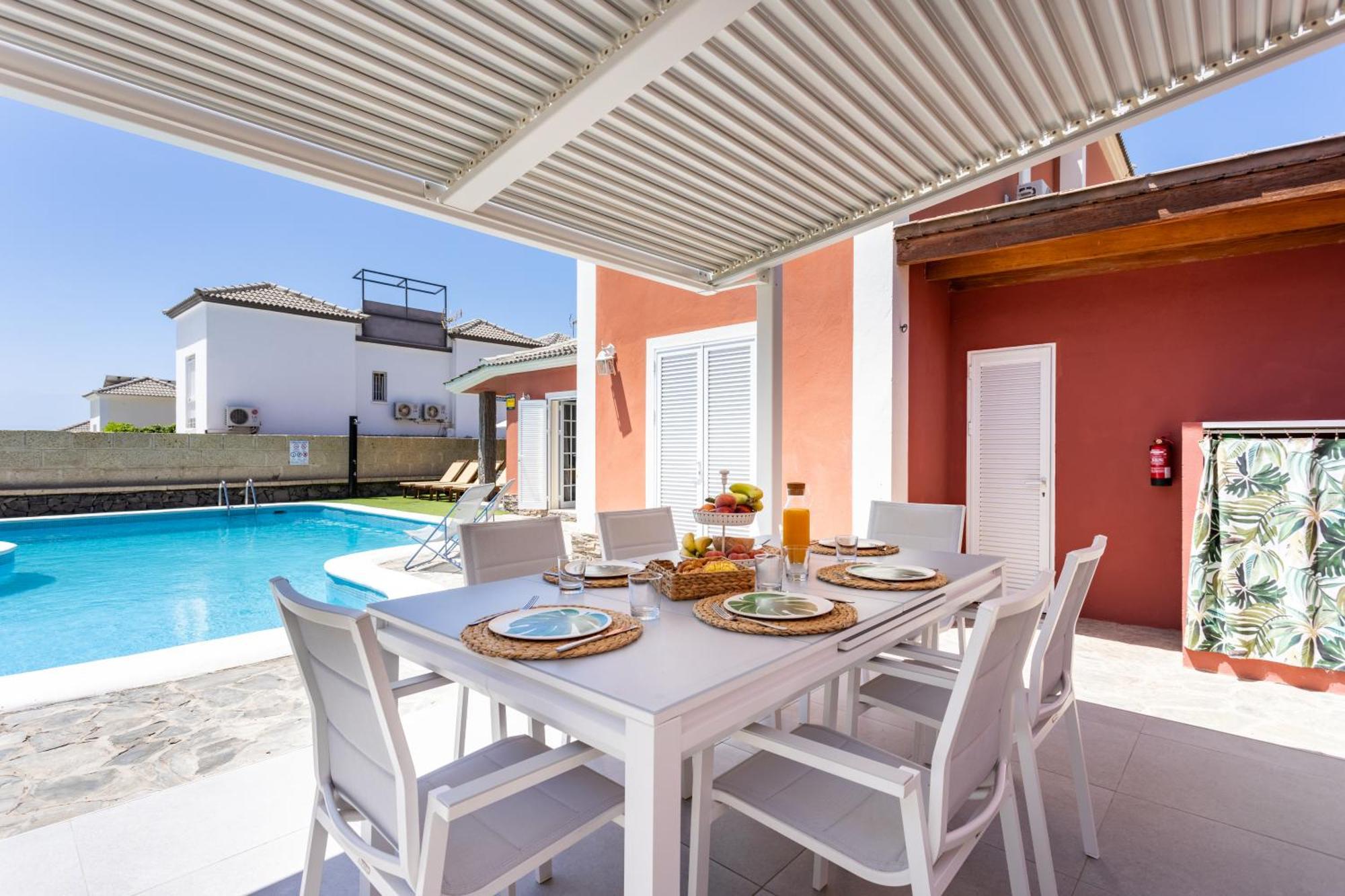 Villa Chloe Costa Adeje Tenerifesummervillas Giant Private Pool 11 Meters Long ภายนอก รูปภาพ