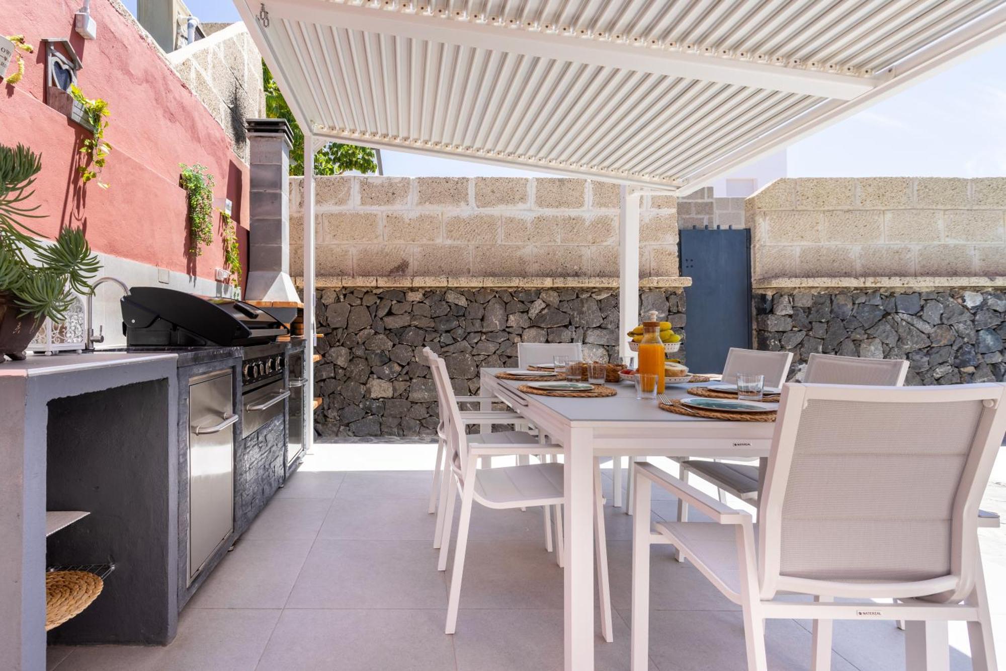 Villa Chloe Costa Adeje Tenerifesummervillas Giant Private Pool 11 Meters Long ภายนอก รูปภาพ